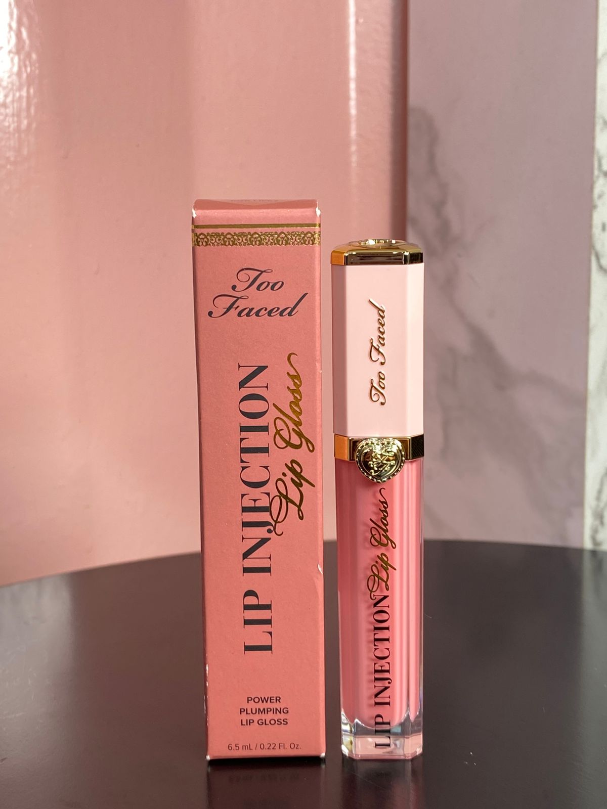 Brillo labial hidratante y voluminizador