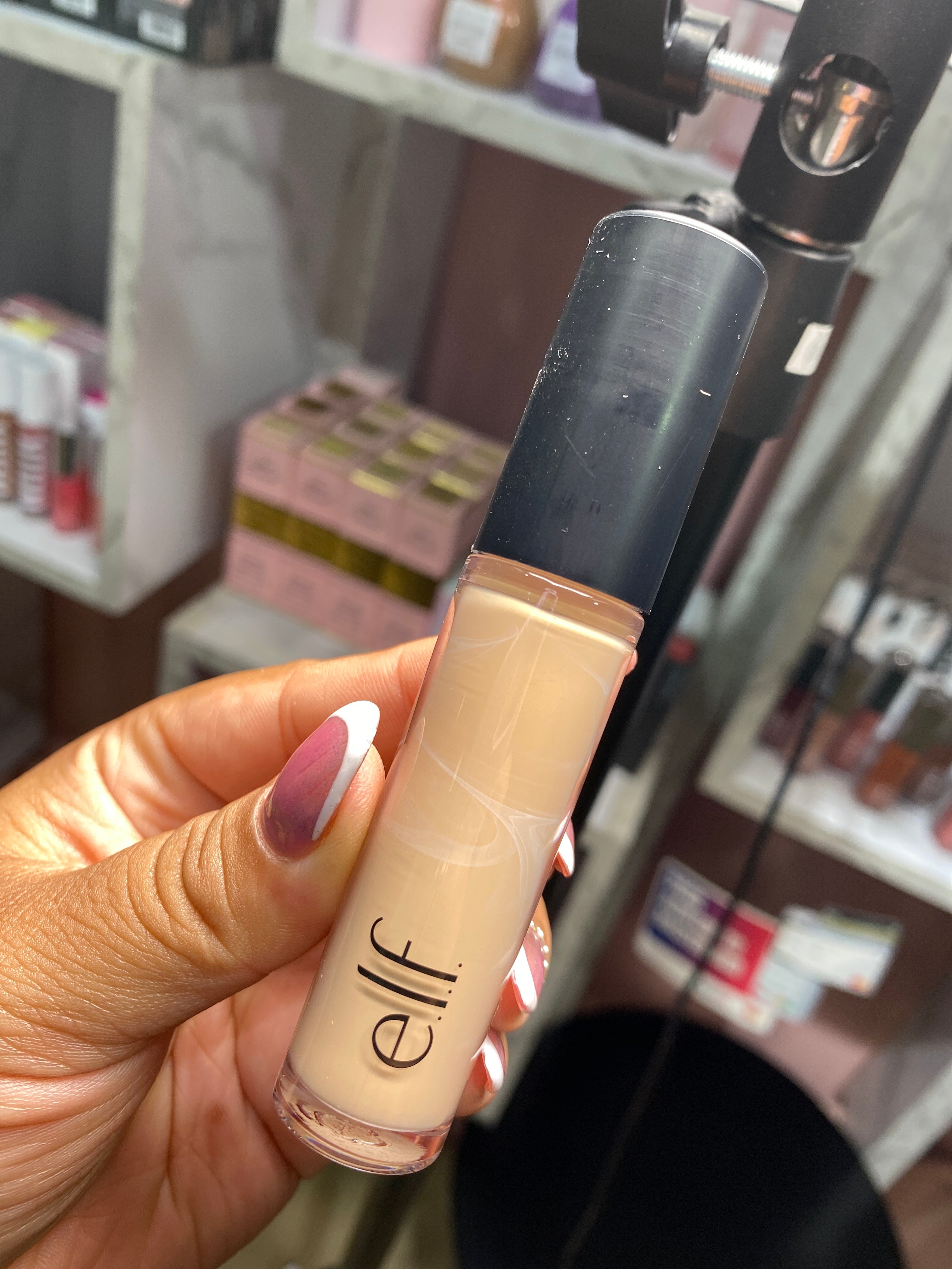16HR Camo Concealer