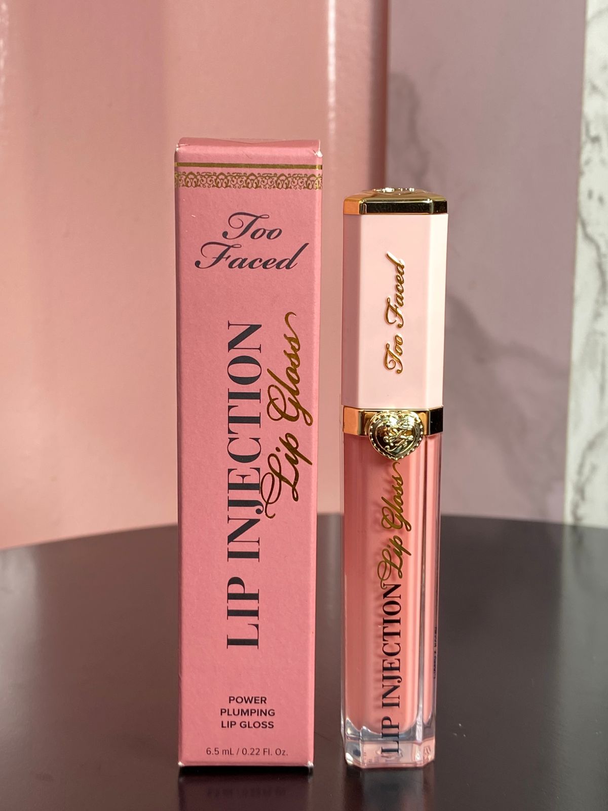 Brillo labial hidratante y voluminizador