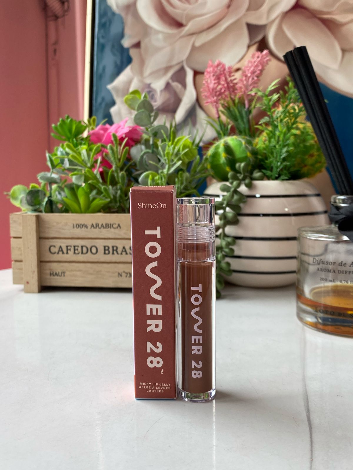 Gloss labial hidratante - Tower28