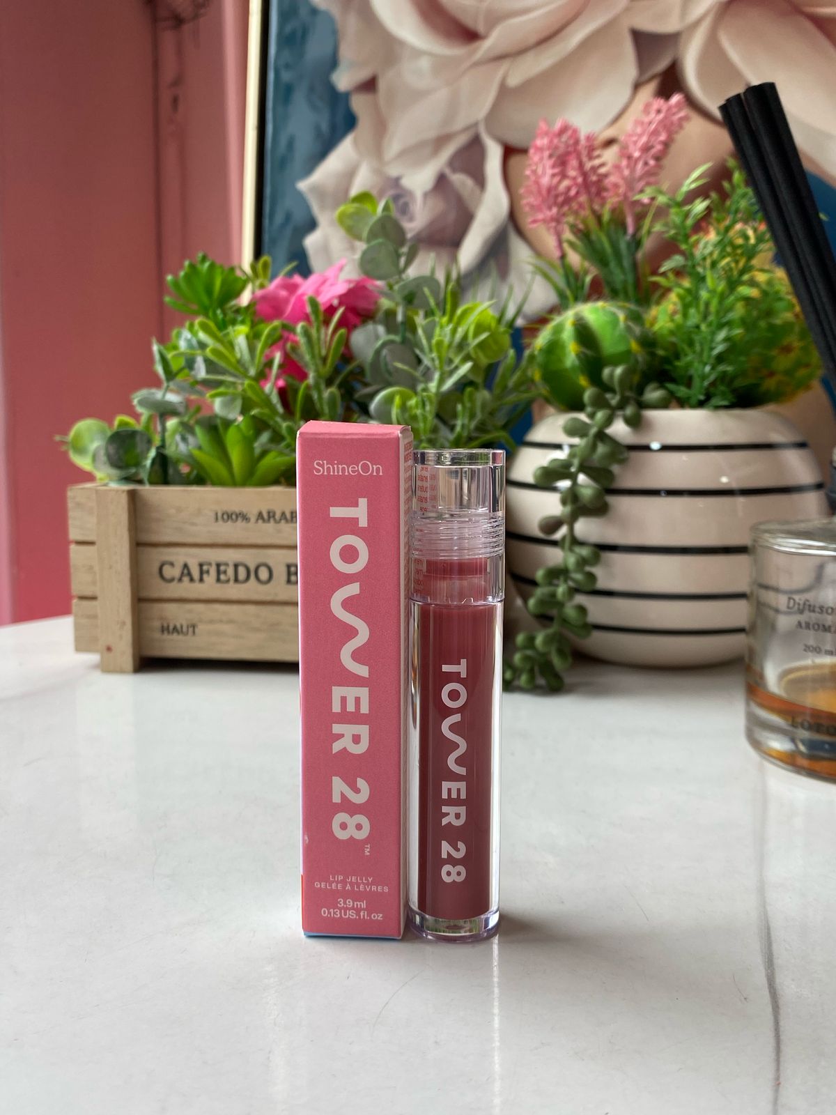 Gloss labial hidratante - Tower28