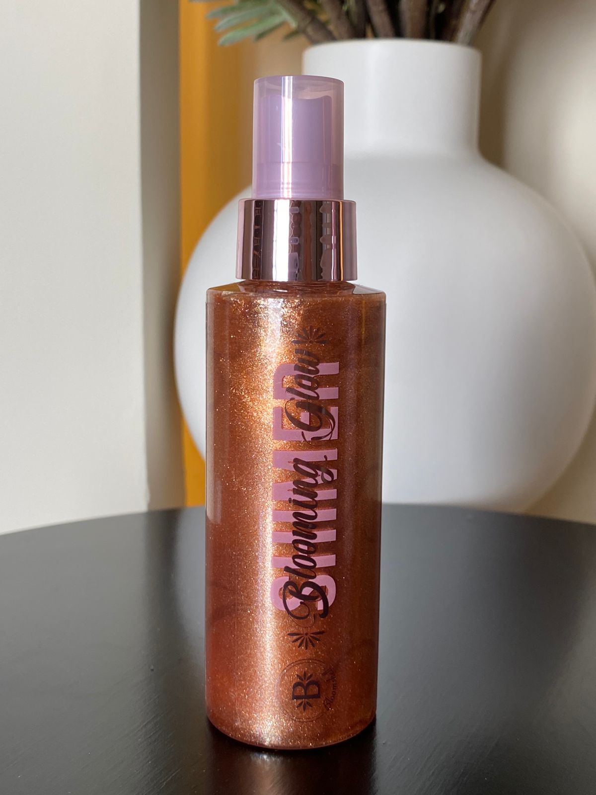 Beach shell (spray shimmer)