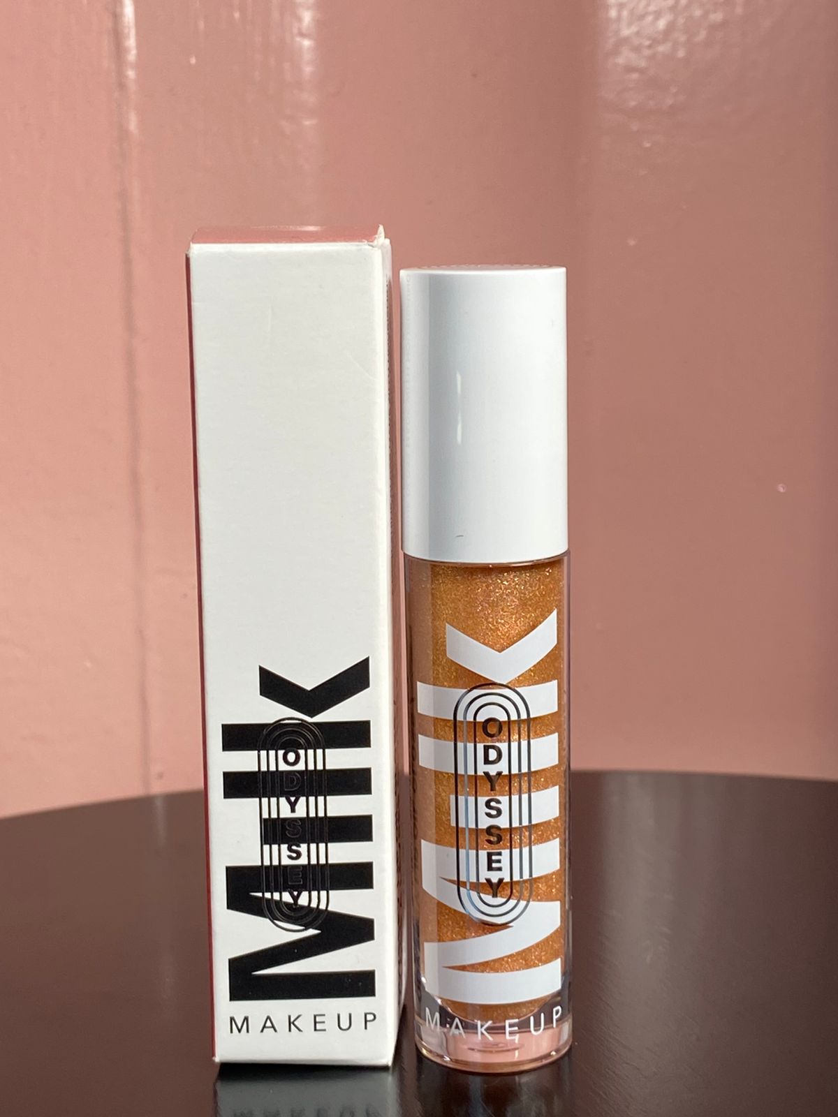 Brillo labial hidratante no pegajoso Odyssey