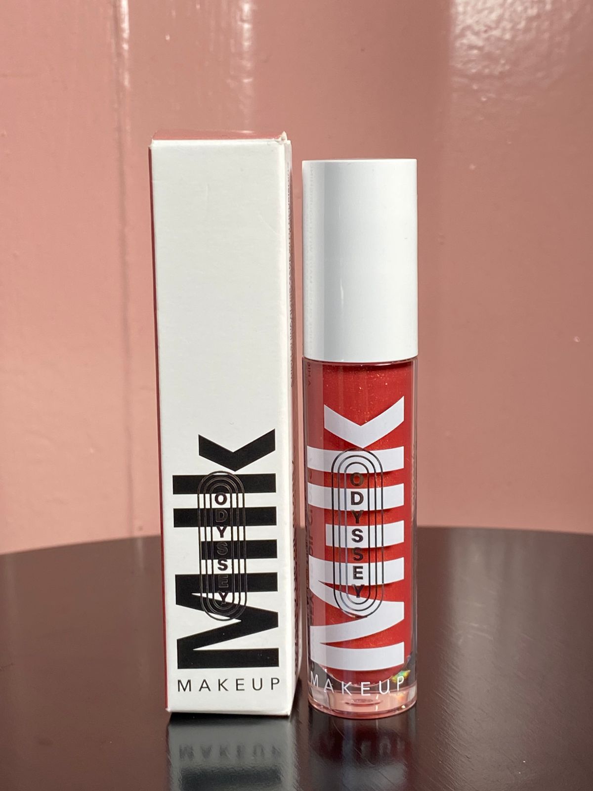Brillo labial hidratante no pegajoso Odyssey