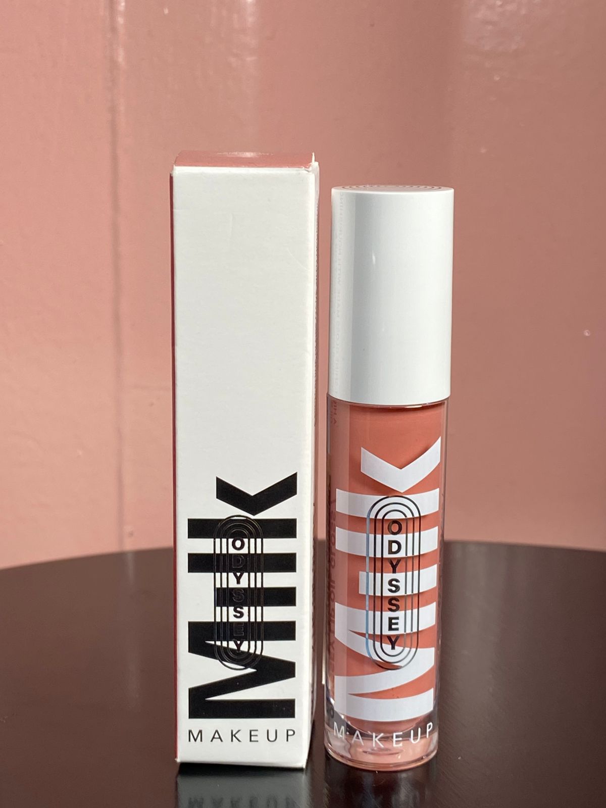 Brillo labial hidratante no pegajoso Odyssey