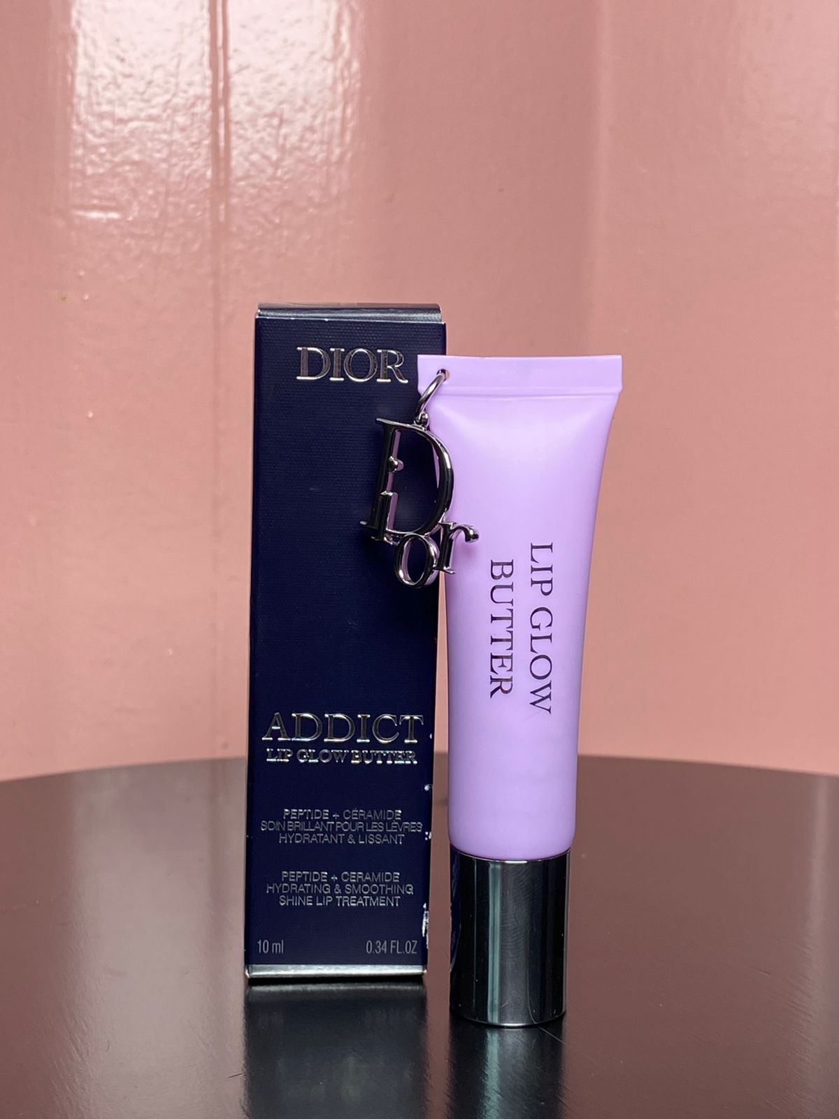 Bálsamo hidratante con brillo labial