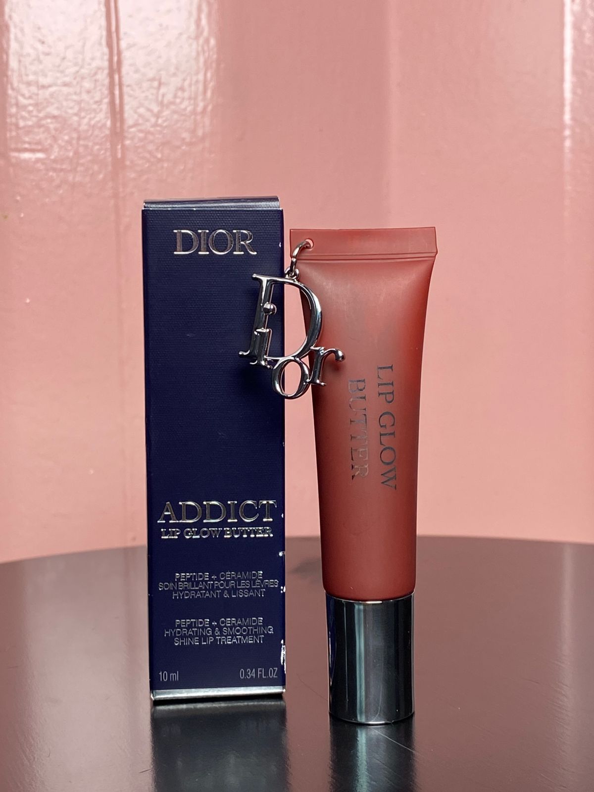 Bálsamo hidratante con brillo labial